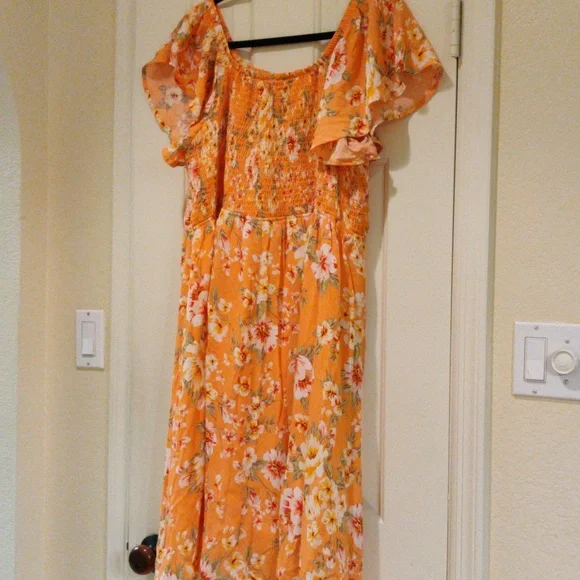 White Birch NWOT light tangerine floral dress size 2X - Picture 8 of 8